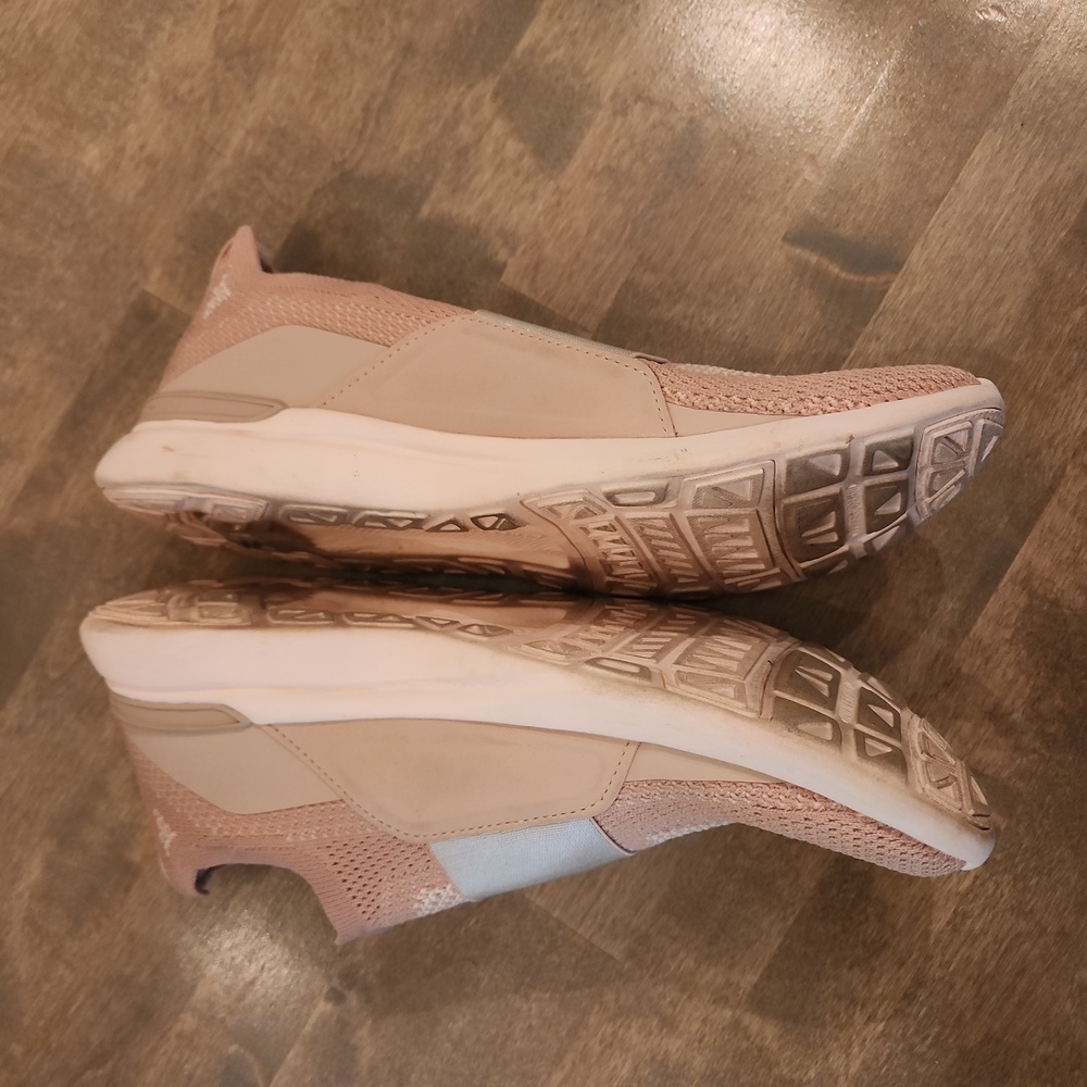 ATHLETIC PROPULSION LABS Techloom Bliss Blush (RET $220) - Picture 5 of 8